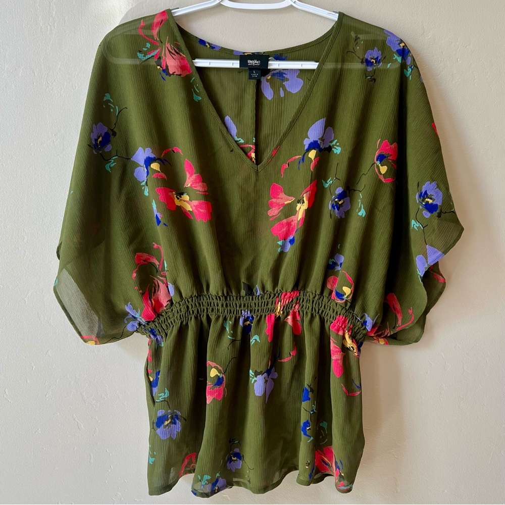 Mossimo Women’s Flowy Top for Spring, Easter, Green with Floral Design, Large